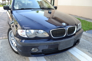 2003 BMW 330i 