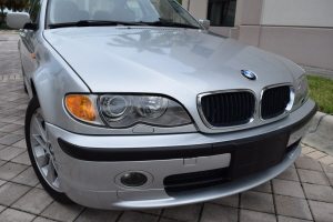 2003 BMW 330xi 