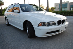 2003 BMW 525i 