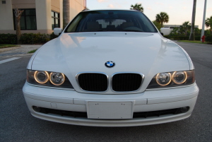 2003 BMW 525i 