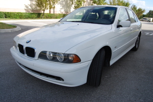 2003 BMW 530i 