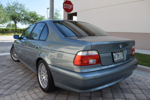 2003 BMW 530i 