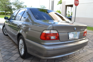2003 BMW 530i 