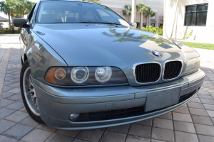 2003 BMW 530i 