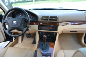 2003 BMW 530i 