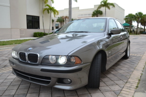 2003 BMW 540i 