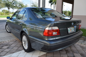 2003 BMW 540i 