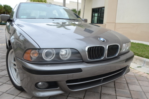 2003 BMW 540i 