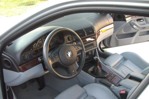 2003 BMW 540i 