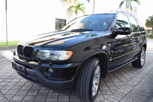 2003 BMW X5 