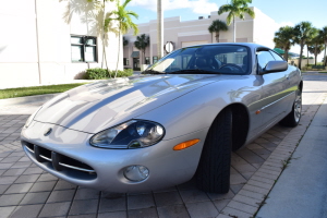 2003 Jaguar XK8 