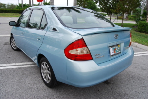 2003 Toyota Prius Hybrid 