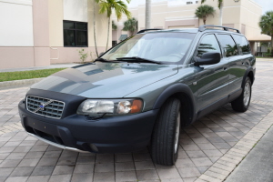 2003 Volvo XC70 AWD 