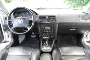 2003 Volkswagen Jetta 