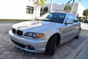 2004 BMW 325ci 