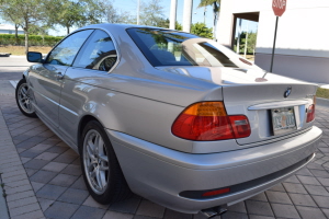 2004 BMW 325ci 