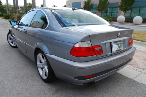 2004 BMW 325ci 