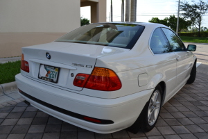 2004 BMW 325ci 