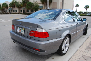 2004 BMW 325ci 