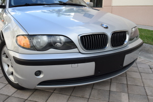 2004 BMW 325i 