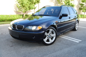 2004 BMW 325it 