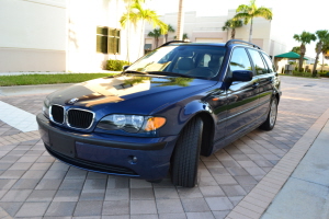 2004 BMW 325it 