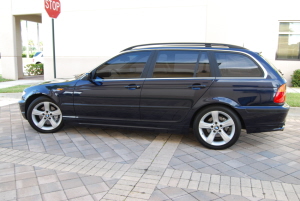 2004 BMW 325it 