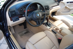 2004 BMW 325it 