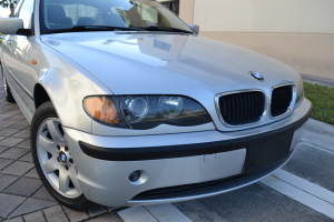 2004 BMW 325xi 