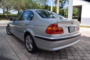 2004 BMW 330xi 