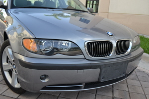 2004 BMW 330xi 