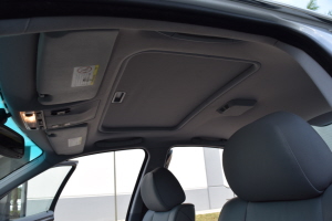 2004 BMW 330xi 