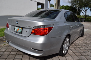 2004 BMW 530i 