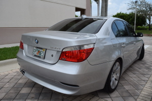 2004 BMW 530i 