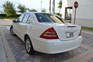 2004 Mercedes C240 