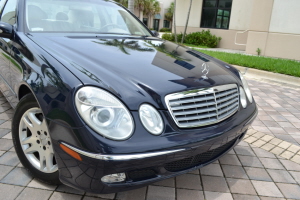 2004 Mercedes E320 