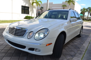 2004 Mercedes E320 