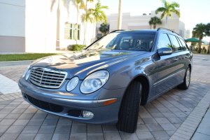 2004 Mercedes E320 