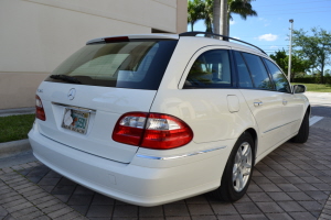 2004 Mercedes E320 