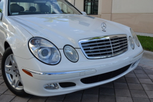 2005 Mercedes E320 