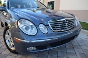 2004 Mercedes E320 