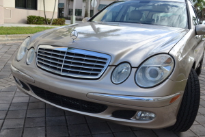 2004 Mercedes E320 