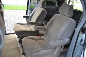 2004 Toyota Sienna 