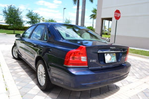 2004 Volvo S80 