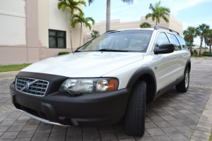 2004 Volvo XC70 AWD 