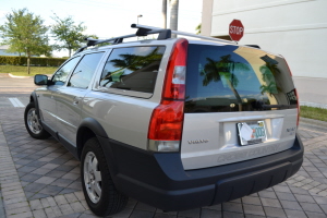 2004 Volvo XC70 AWD 