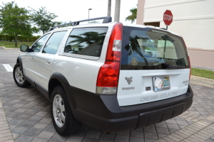 2004 Volvo XC70 AWD 