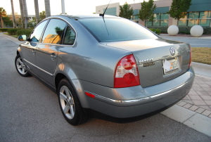 2004 Volkswagen Passat 