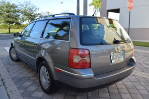 2004 Volkswagen Passat 