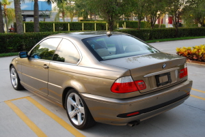 2005 BMW 325ci 